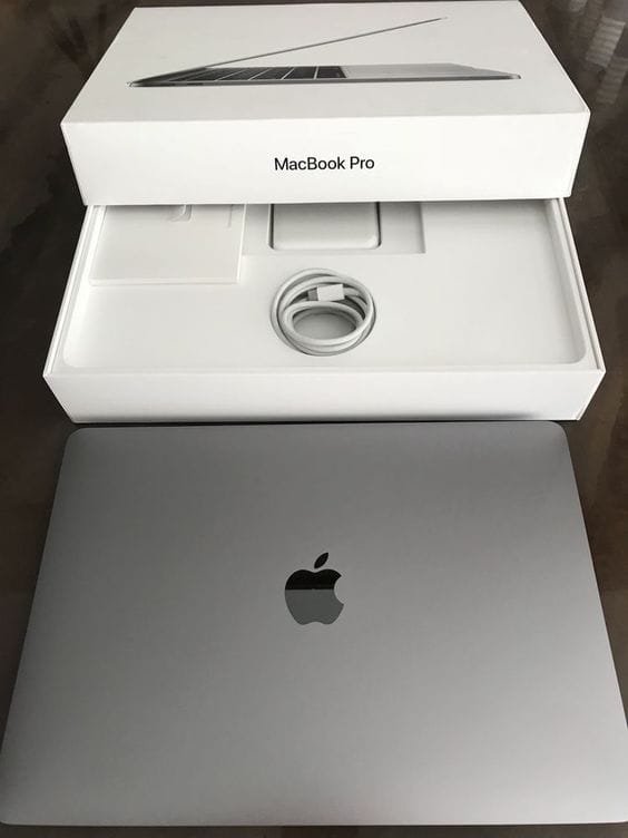 Apple MacBook Air M1 16GB 256GB Silver CTO