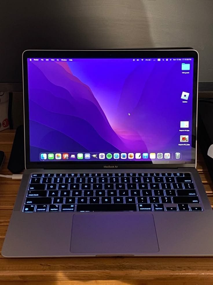 Apple MacBook Air M1 16GB 256GB Silver CTO - Image 2