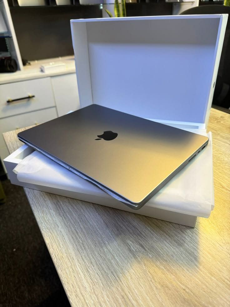 Apple MacBook Air M1 16GB 256GB Silver CTO - Image 3